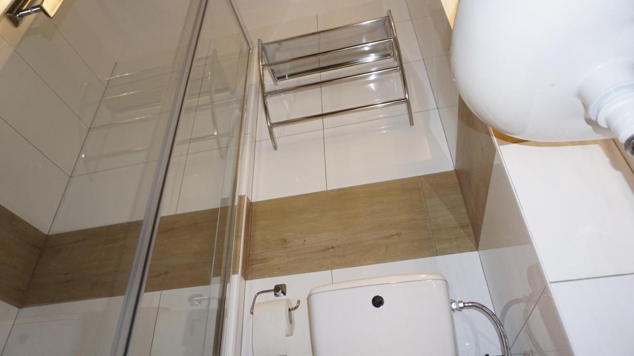 Amber Apartament 10 Cracóvia Exterior foto