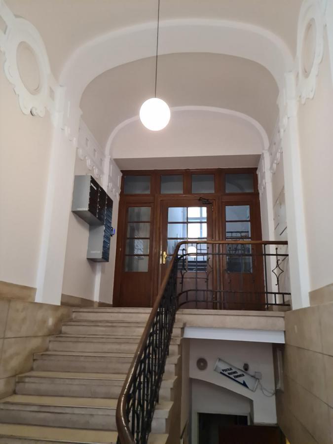 Amber Apartament 10 Cracóvia Exterior foto